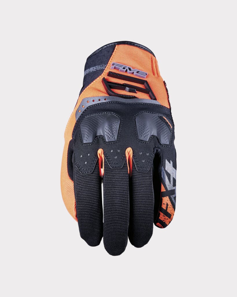 Five TFX4 Guantes